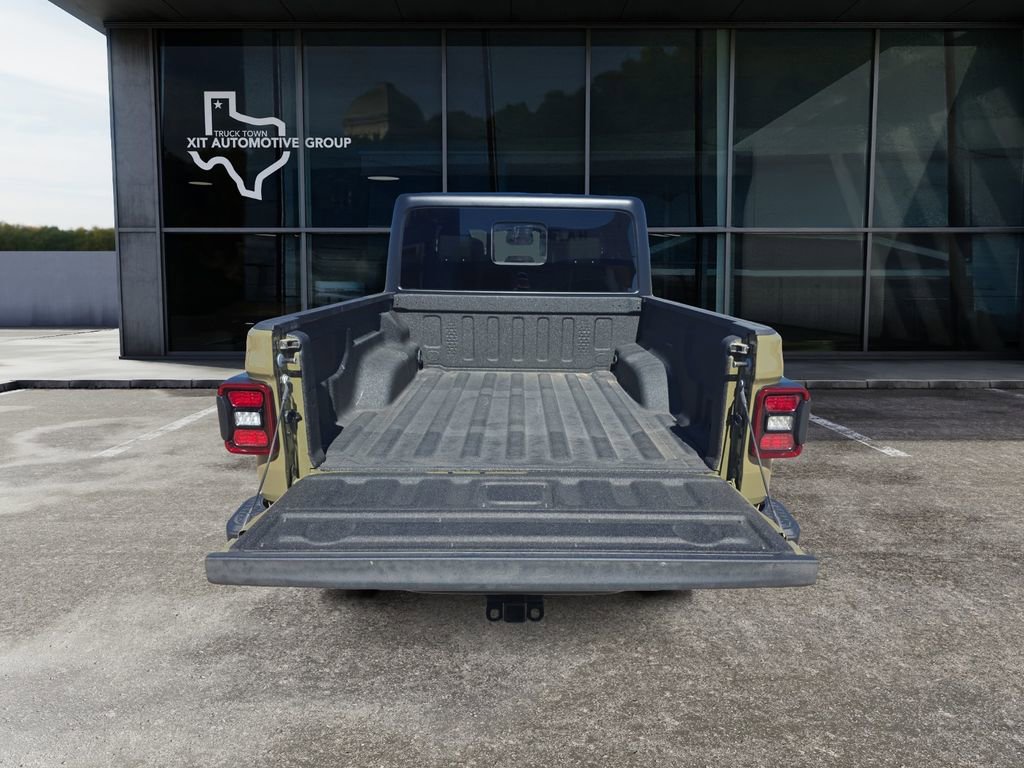 New 2026 Jeep Gladiator Mojave w/ Safety Group image 19