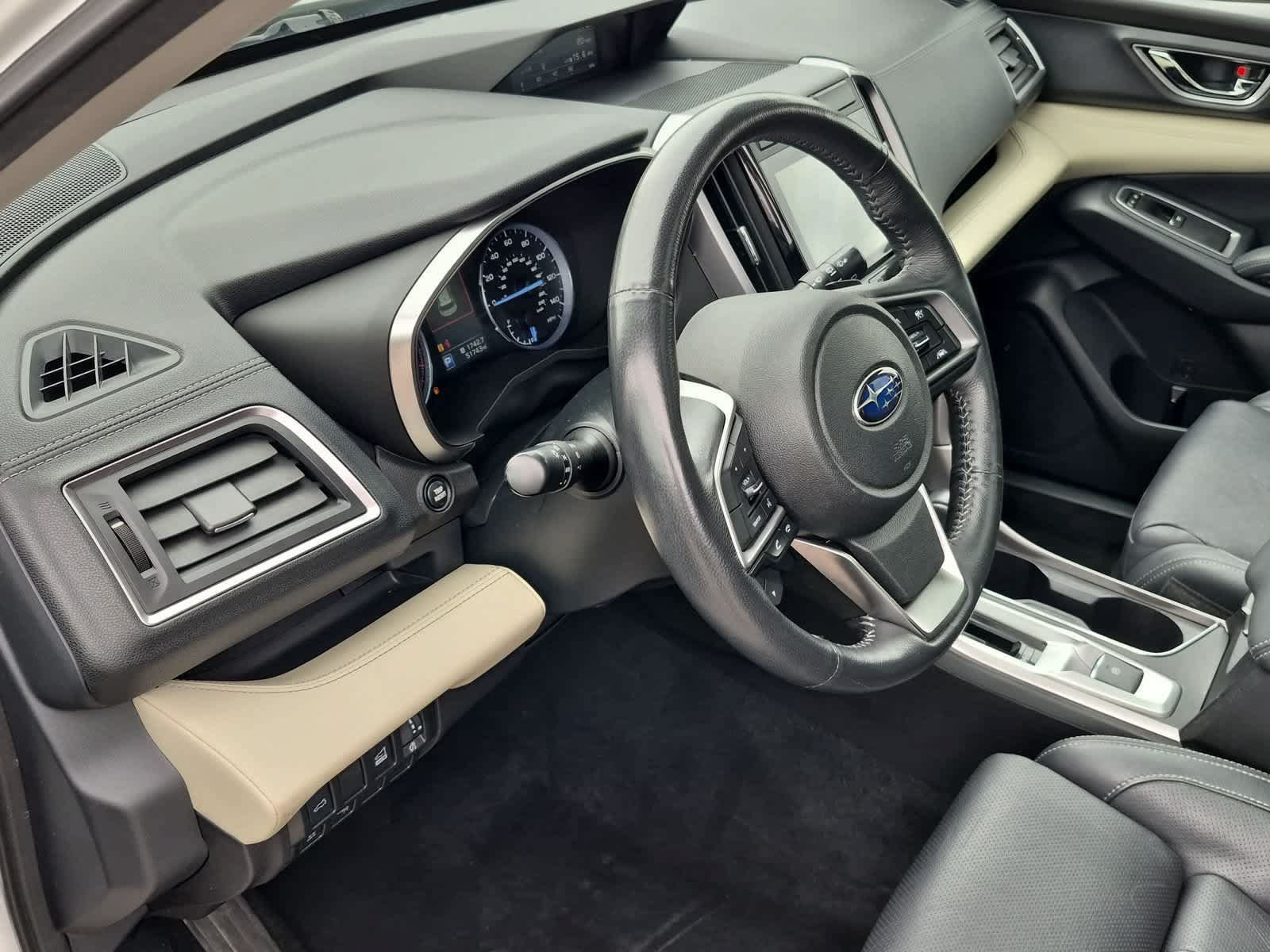Used 2019 Subaru Ascent Limited AWD/4WD image 10