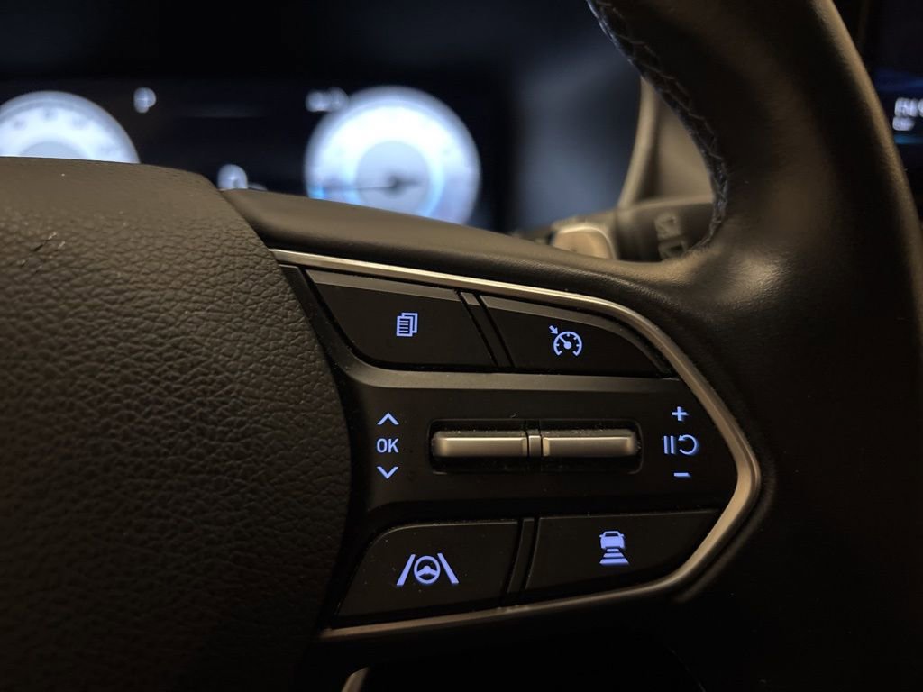 Certified 2022 Hyundai Santa Fe Limited image 16