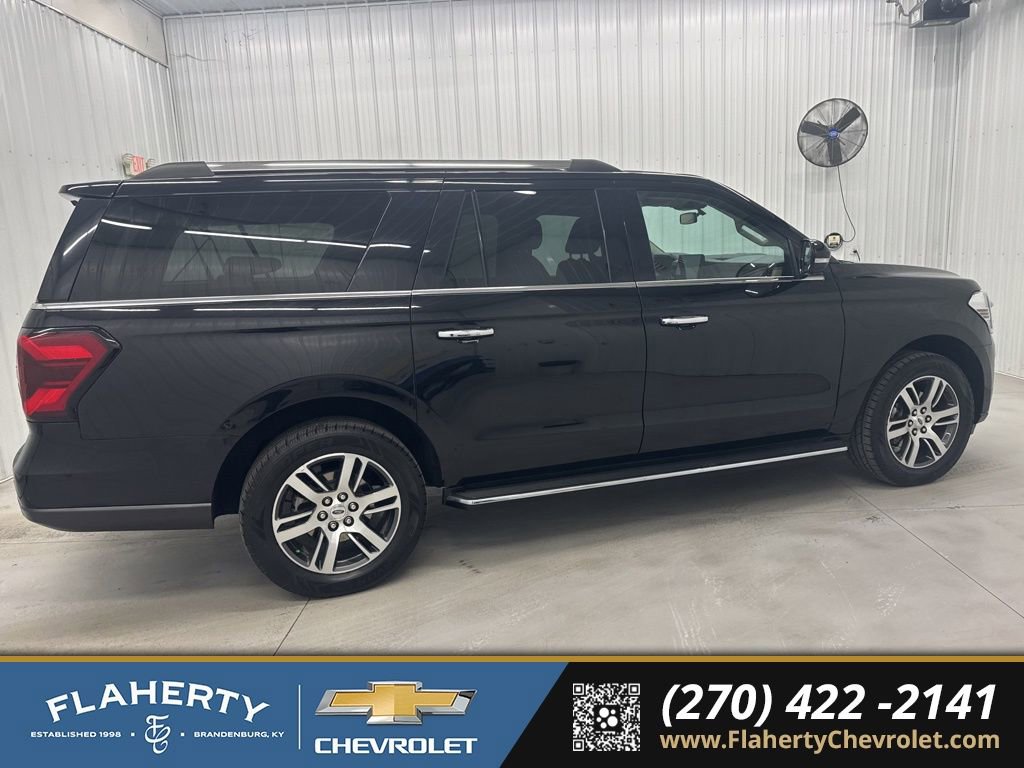 Used 2022 Ford Expedition Max Limited image 2