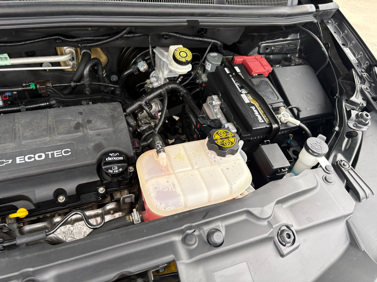 Used 2020 Chevrolet Trax LT w/ LT Convenience Package image 57