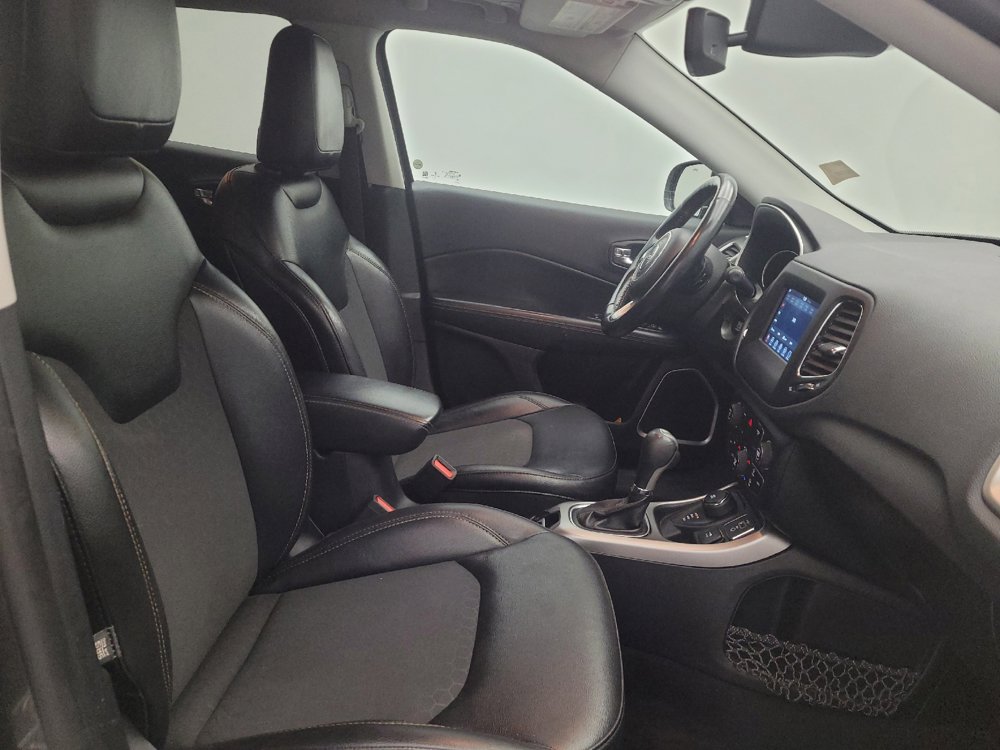 Used 2019 Jeep Compass Latitude w/ Popular Equipment Group AWD/4WD image 21