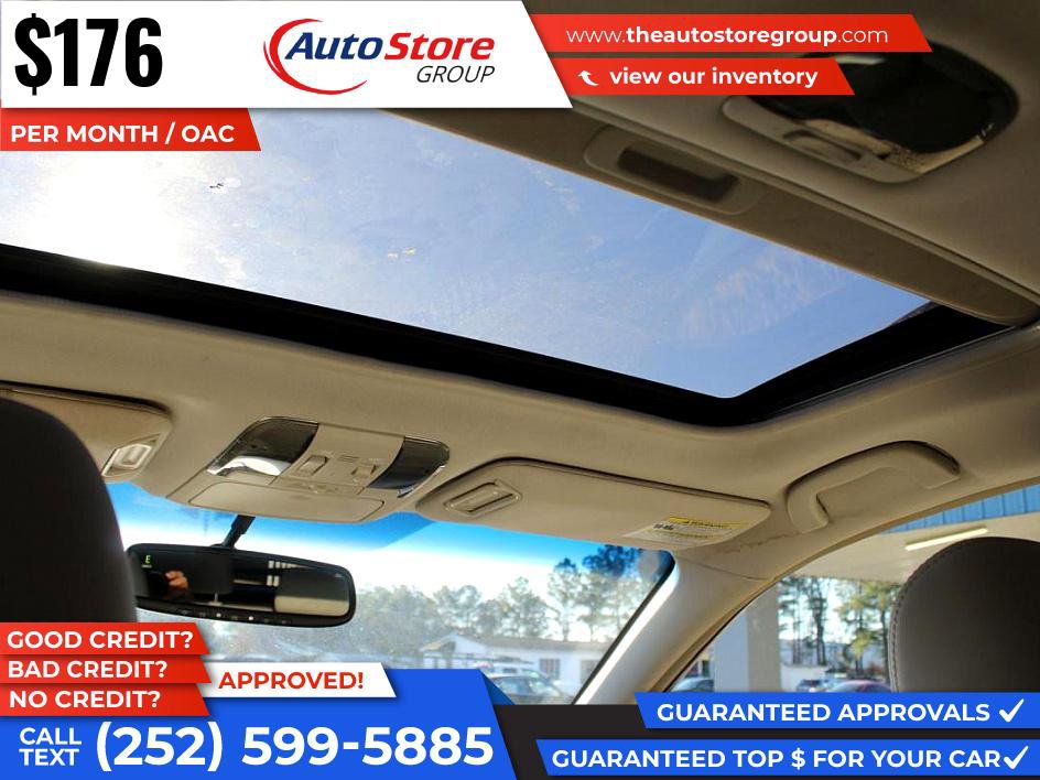 Used 2011 Subaru Outback 2.5i Limited w/ PWR Moonroof Pkg image 12