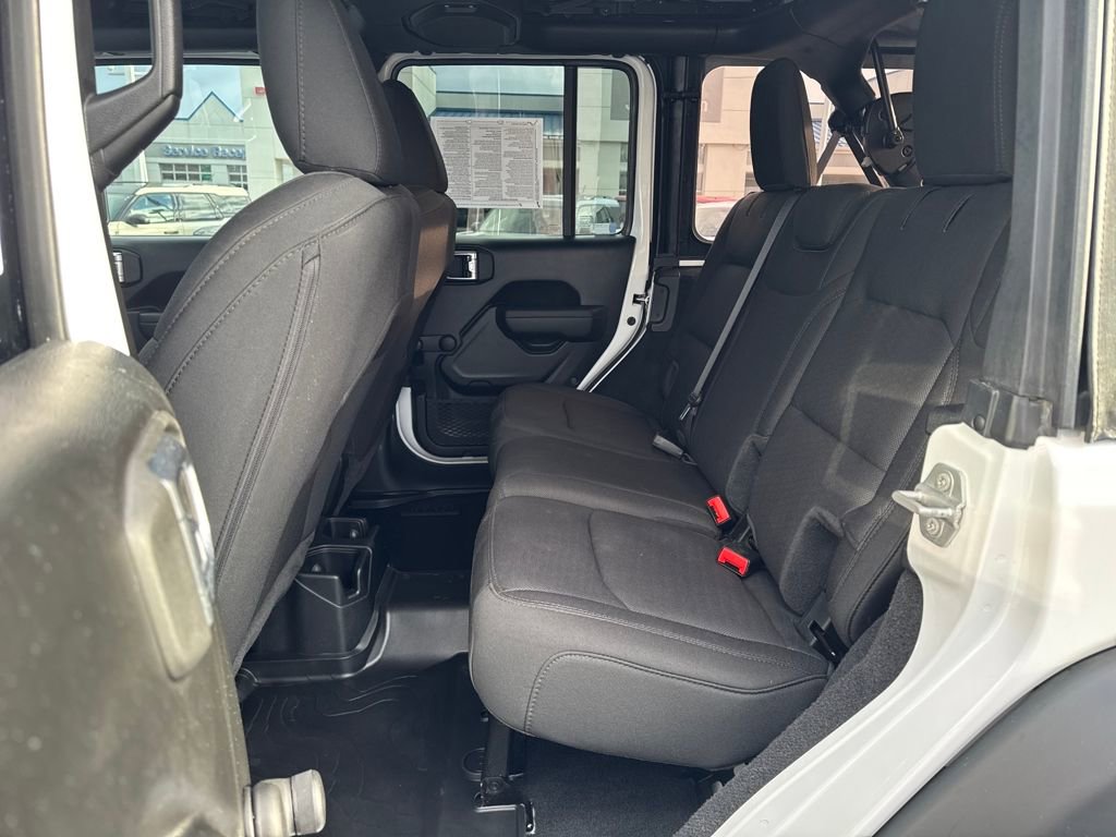 Used 2022 Jeep Wrangler Unlimited Sport image 24