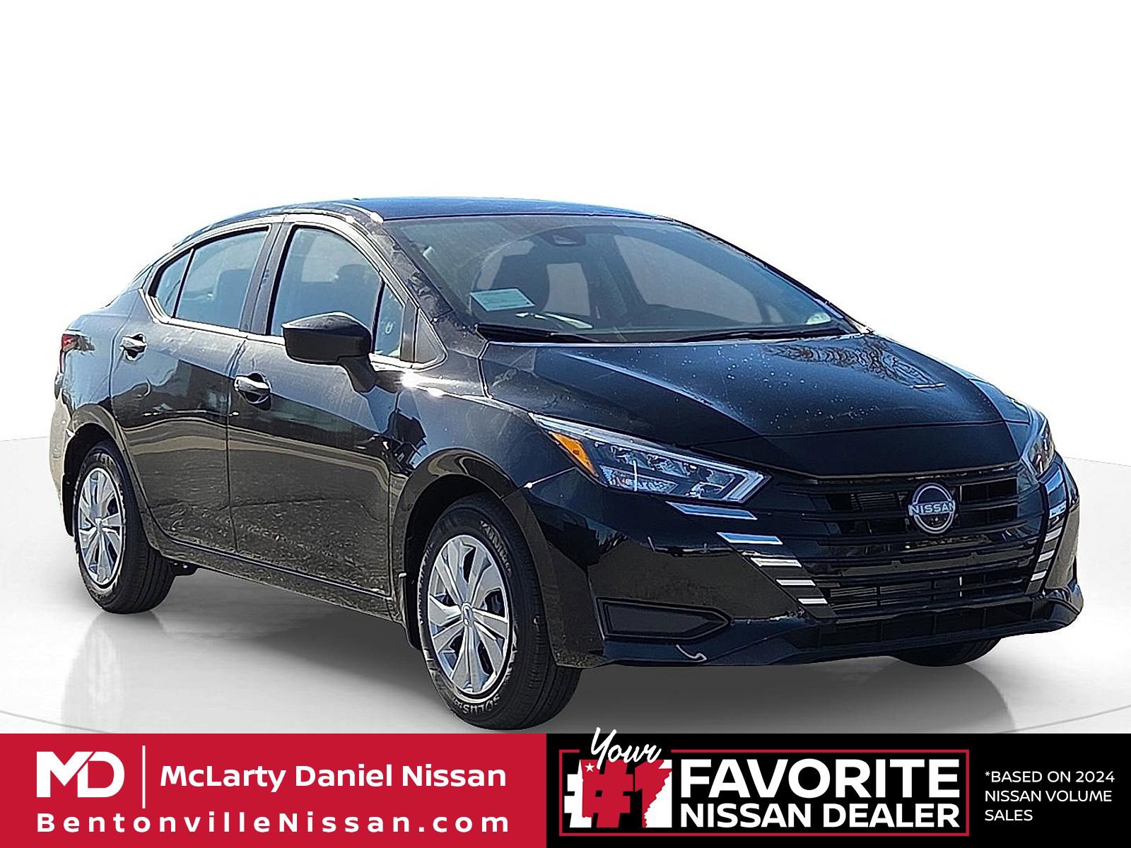 Used 2025 Nissan Versa S w/ Trunk Package FWD image 1