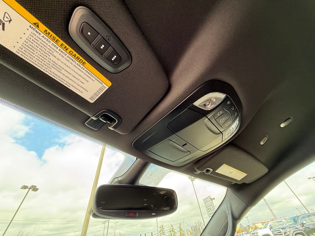 New 2026 Chrysler Pacifica Select FWD image 22