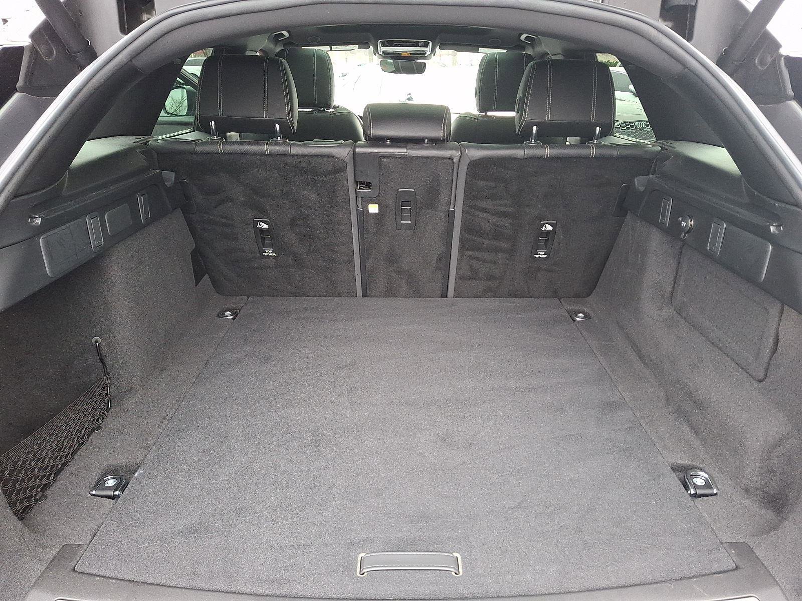 Used 2021 Land Rover Range Rover Velar R-Dynamic S image 29