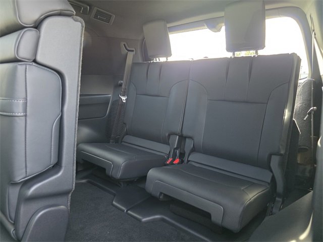 New 2026 Lexus LX 600 4WD w/ Luxury Package image 17