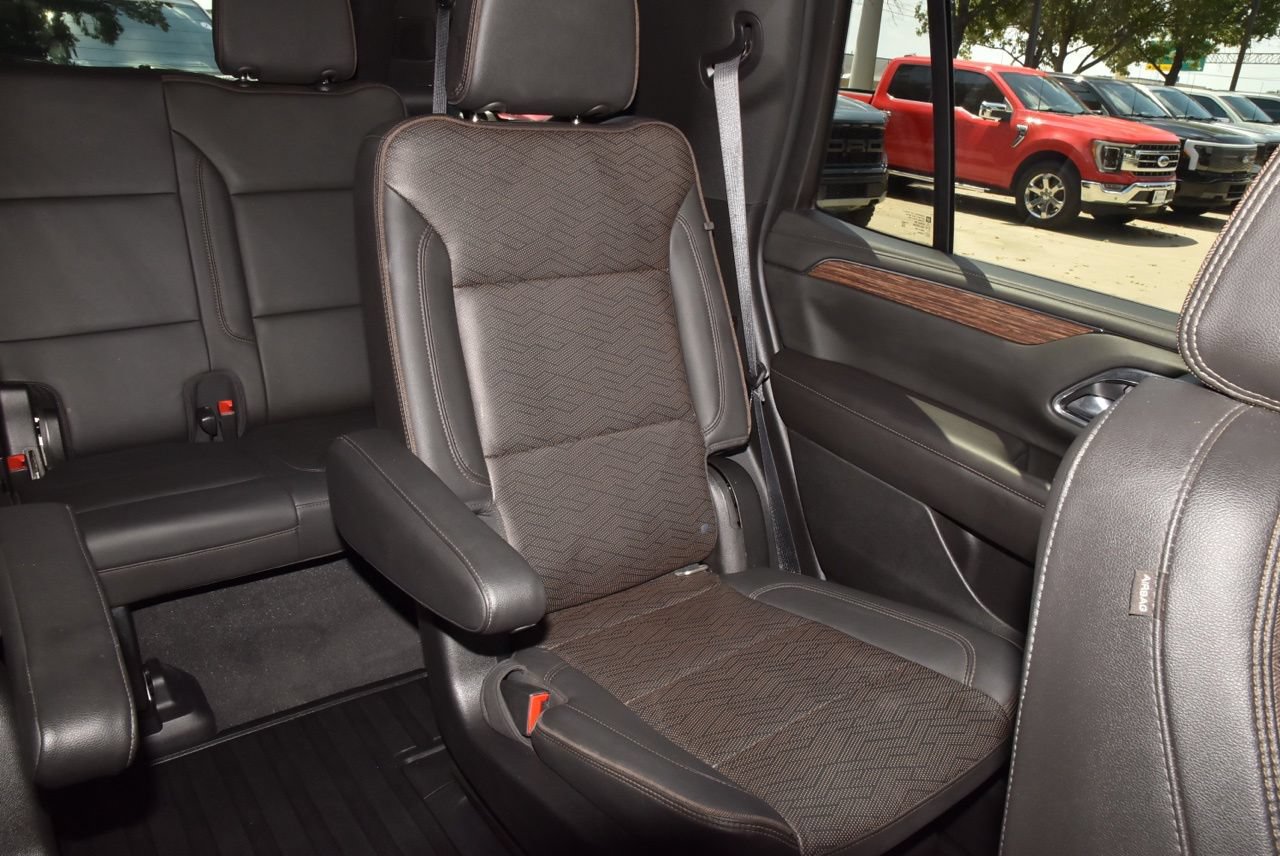 Used 2021 Chevrolet Tahoe High Country w/ Premium Package AWD/4WD image 22