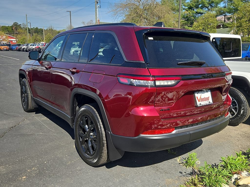 New 2026 Jeep Grand Cherokee Altitude AWD/4WD image 3