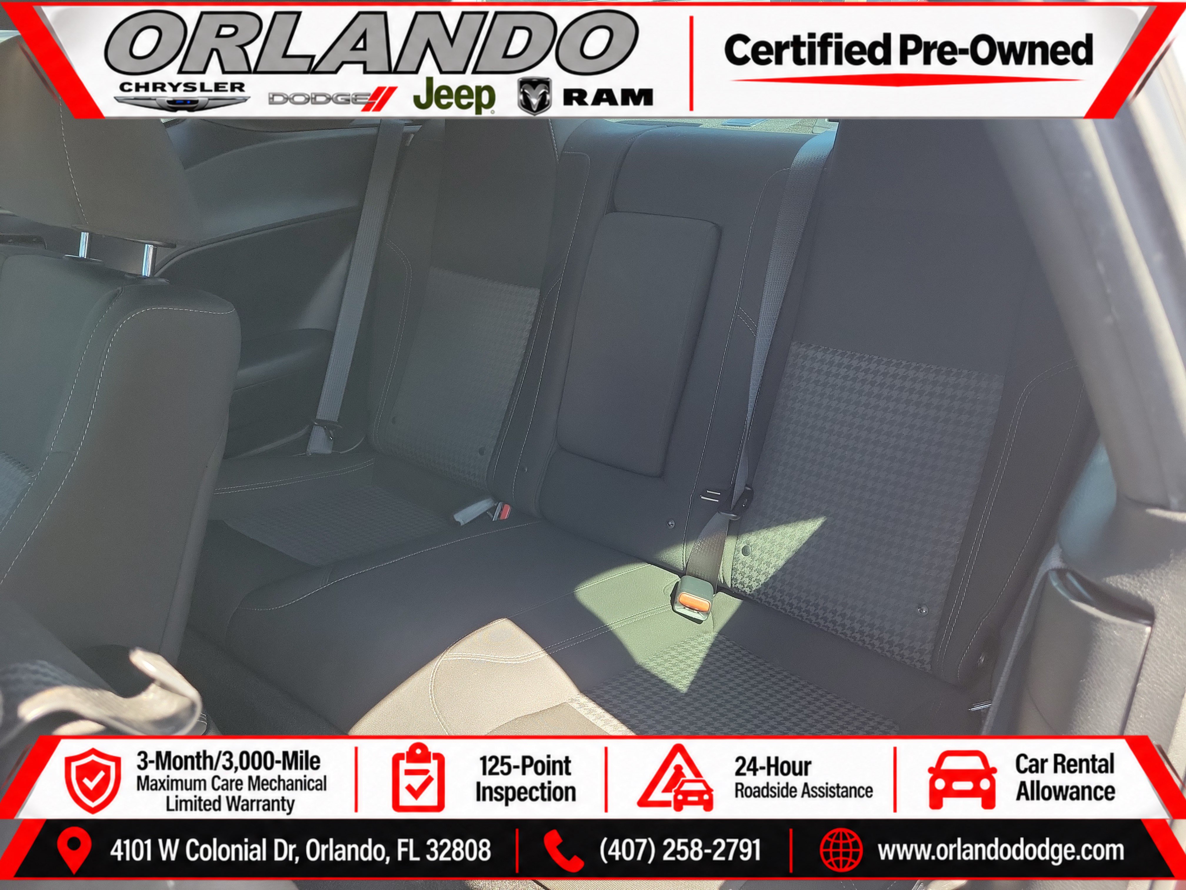 Certified 2022 Dodge Challenger SXT RWD image 11