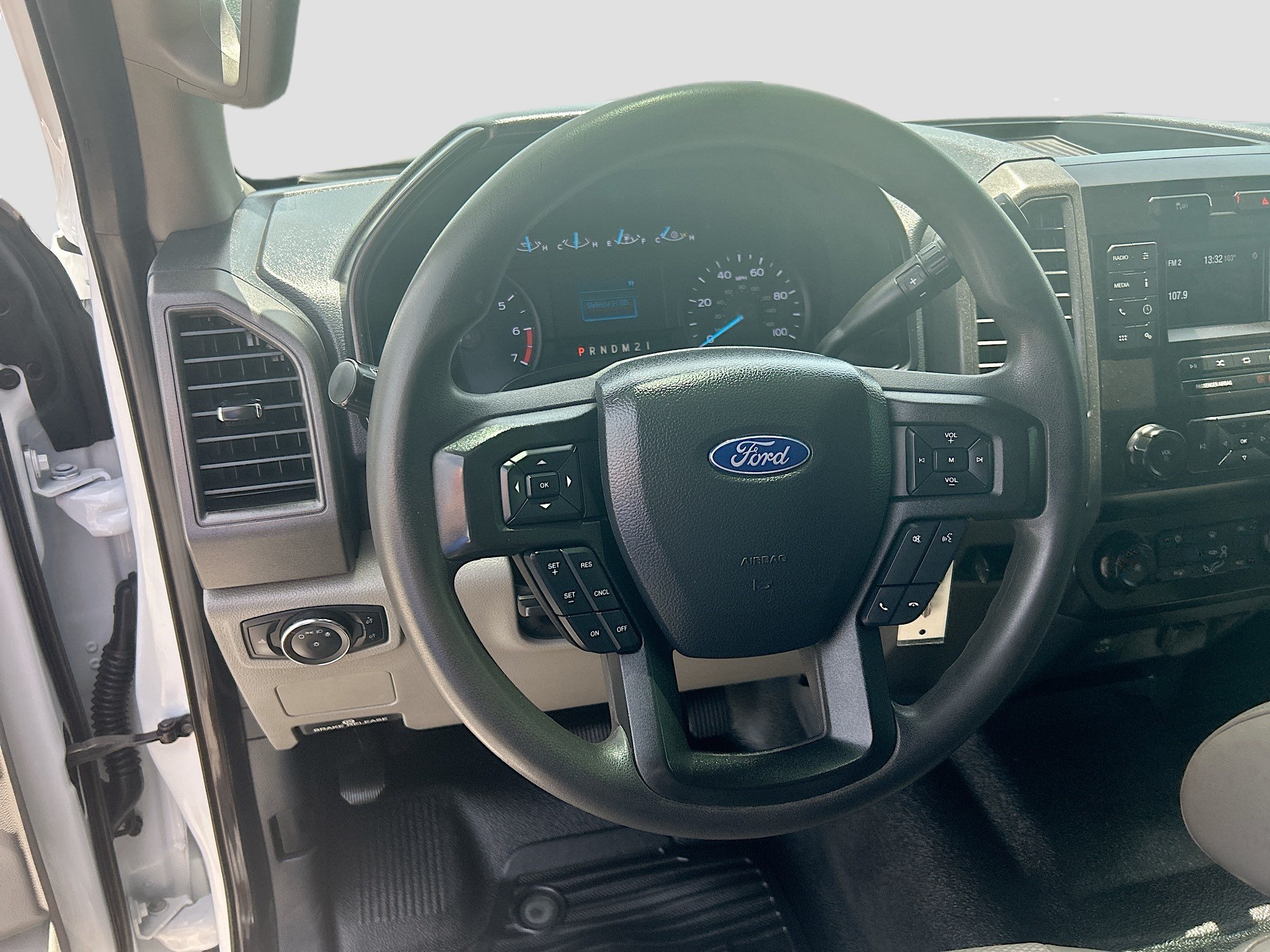 Used 2022 Ford F250 XL w/ Power Equipment Group RWD image 11
