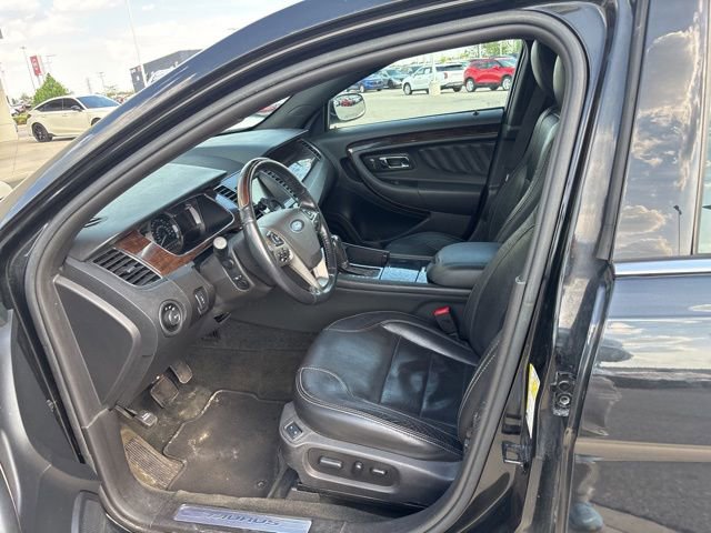 Used 2013 Ford Taurus Limited FWD image 2
