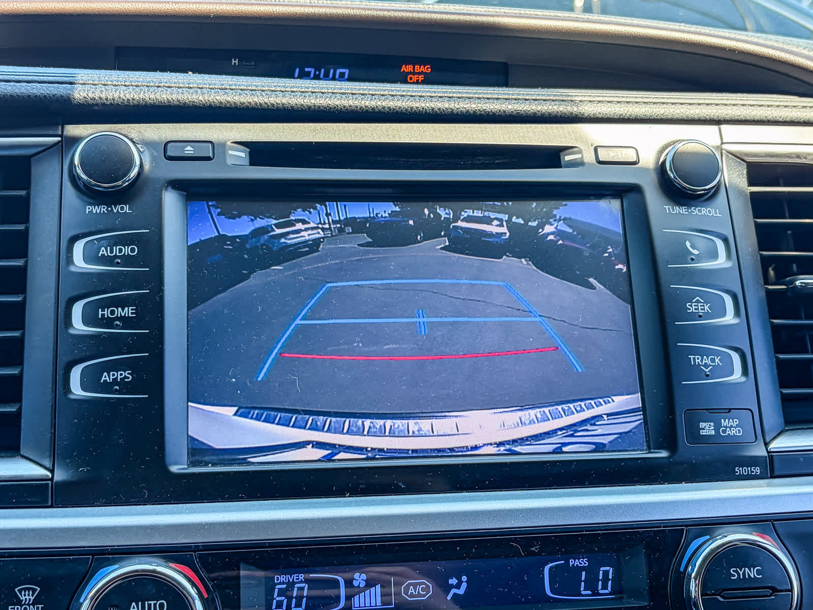 Used 2016 Toyota Highlander XLE image 23