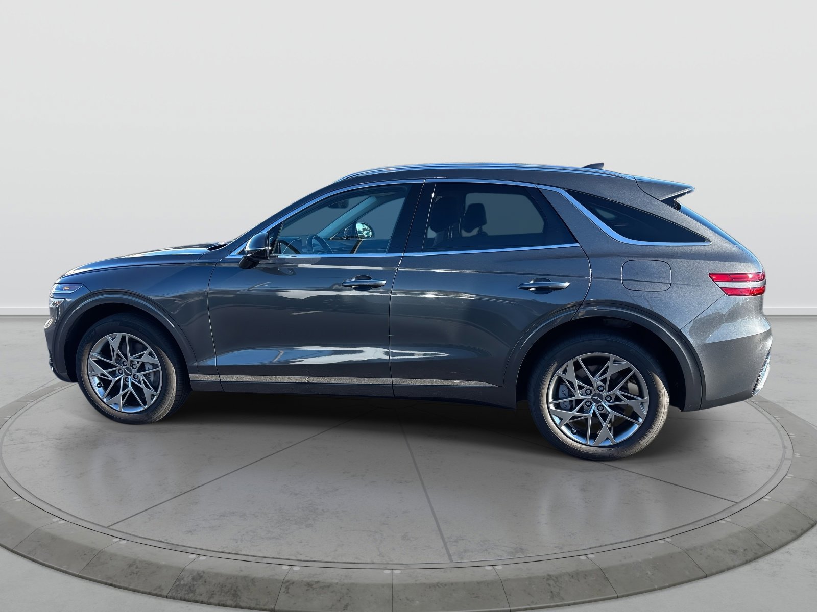 Used 2023 Genesis GV70 2.5T w/ Select Package image 2