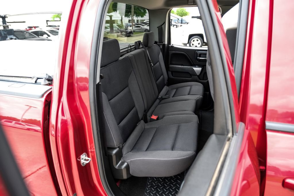 Used 2018 Chevrolet Silverado 1500 LT w/ All Star Edition AWD/4WD image 34
