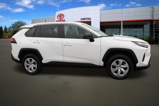 Used 2023 Toyota RAV4 LE image 16