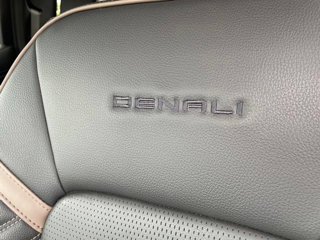 Used 2026 GMC Canyon Denali AWD/4WD image 13
