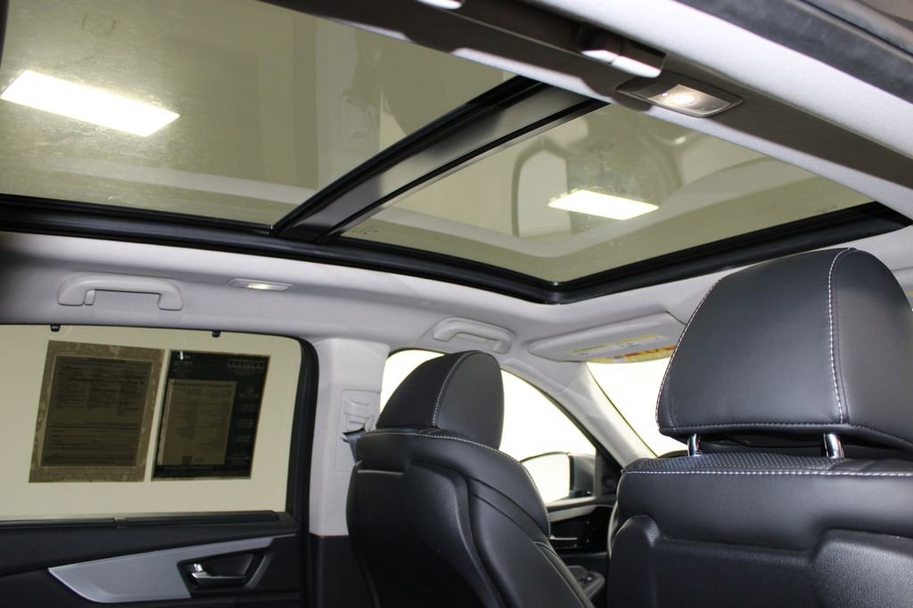 Used 2023 Acura MDX SH-AWD w/ Technology Package image 37