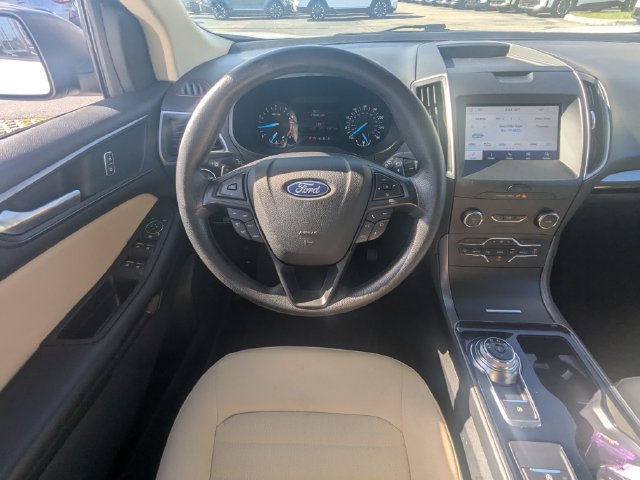 Used 2020 Ford Edge SE AWD/4WD image 16
