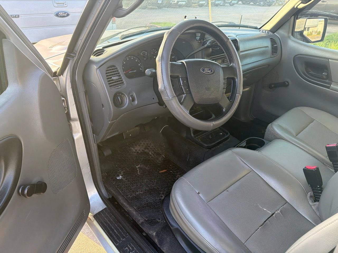 Used 2010 Ford Ranger XL RWD image 6
