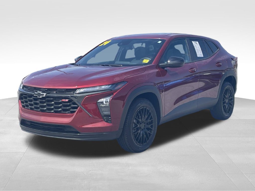 Used 2024 Chevrolet Trax RS w/ Sunroof Package FWD image 8