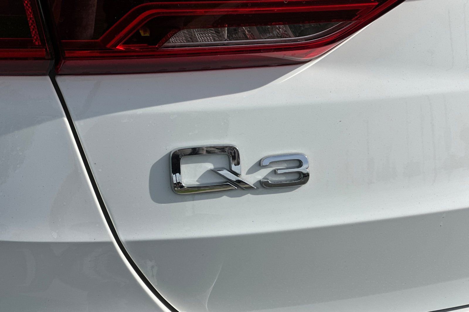 Used 2023 Audi Q3 2.0T Premium image 9