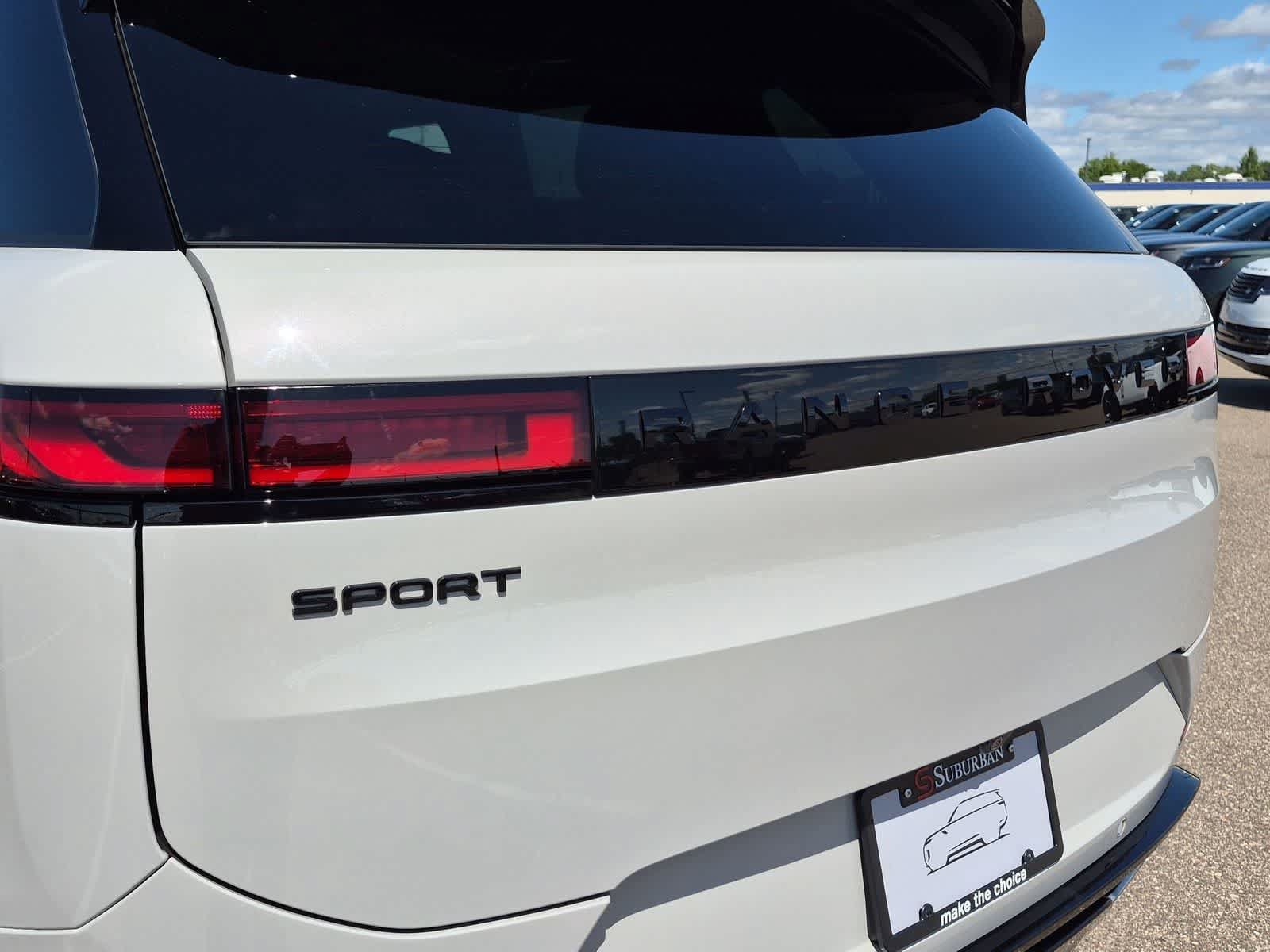 Certified 2024 Land Rover Range Rover Sport Dynamic SE AWD/4WD image 12