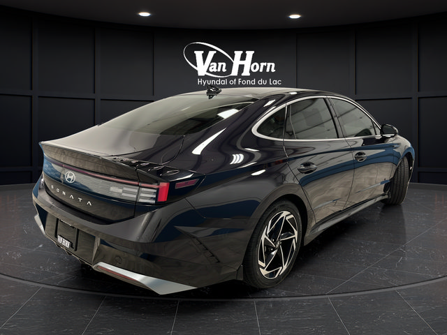 Used 2024 Hyundai Sonata SEL w/ Convenience Package FWD image 7