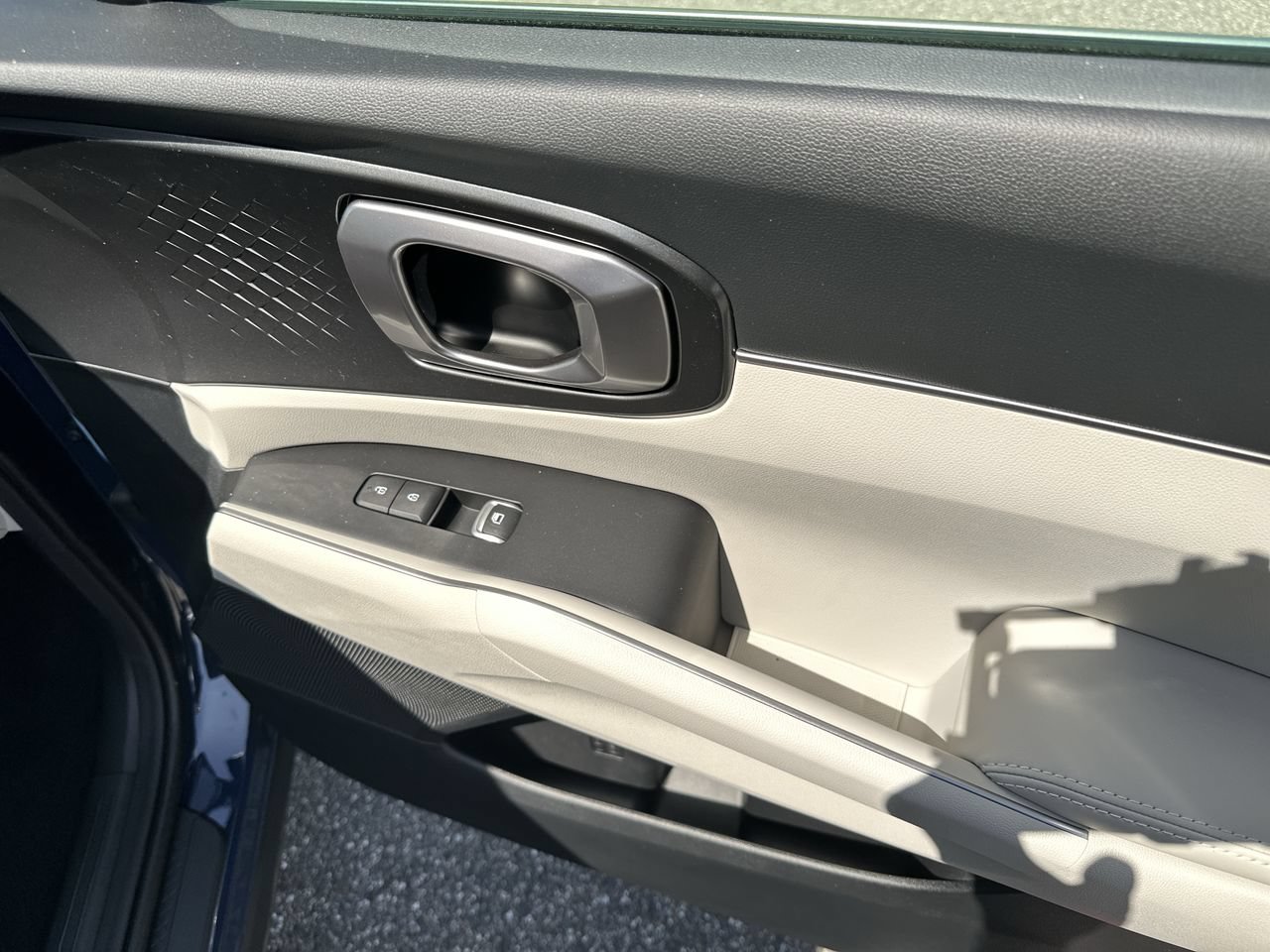 New 2026 Kia Sorento S w/ S Panoramic Sunroof Package FWD image 18