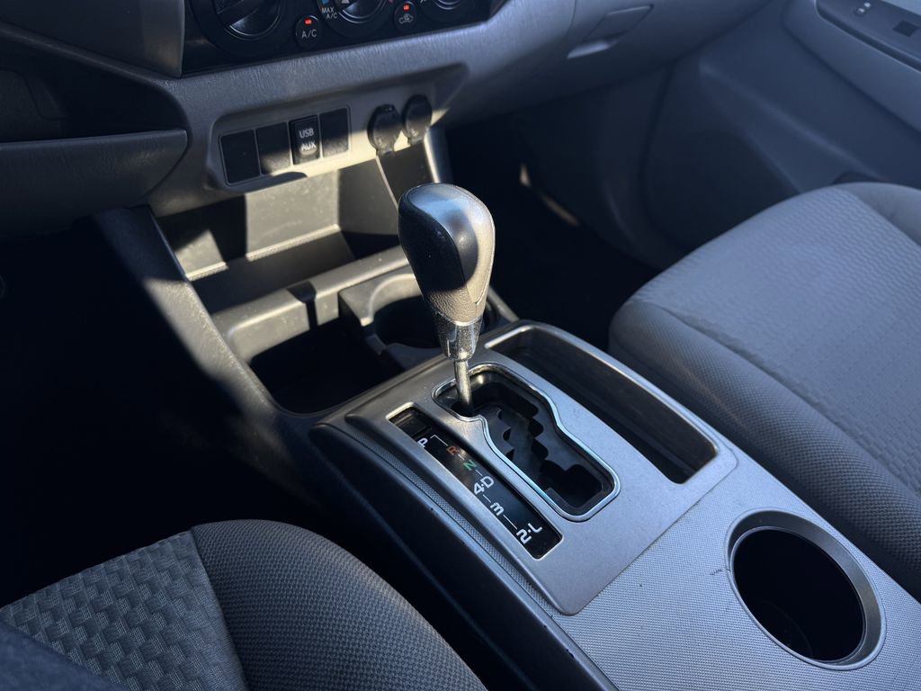 Used 2013 Toyota Tacoma PreRunner w/ SR5 Pkg image 19