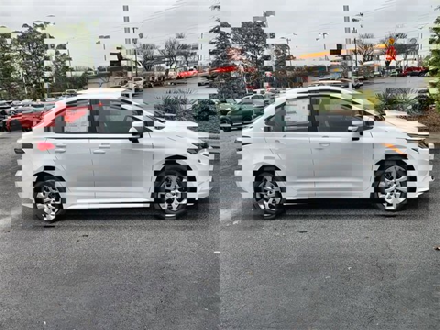 New 2026 Toyota Corolla LE image 9