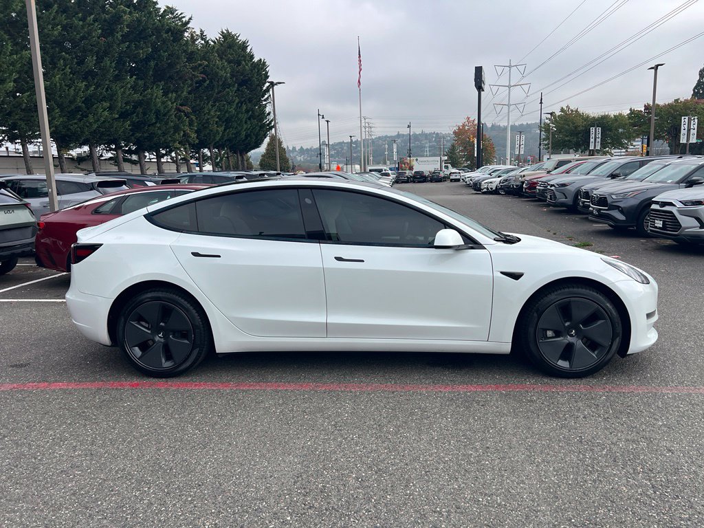 Used 2023 Tesla Model 3 Standard Range RWD image 8