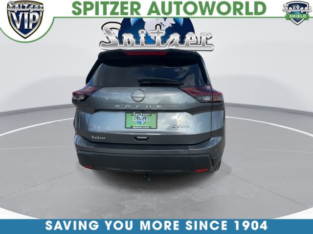 Used 2024 Nissan Rogue SV image 8