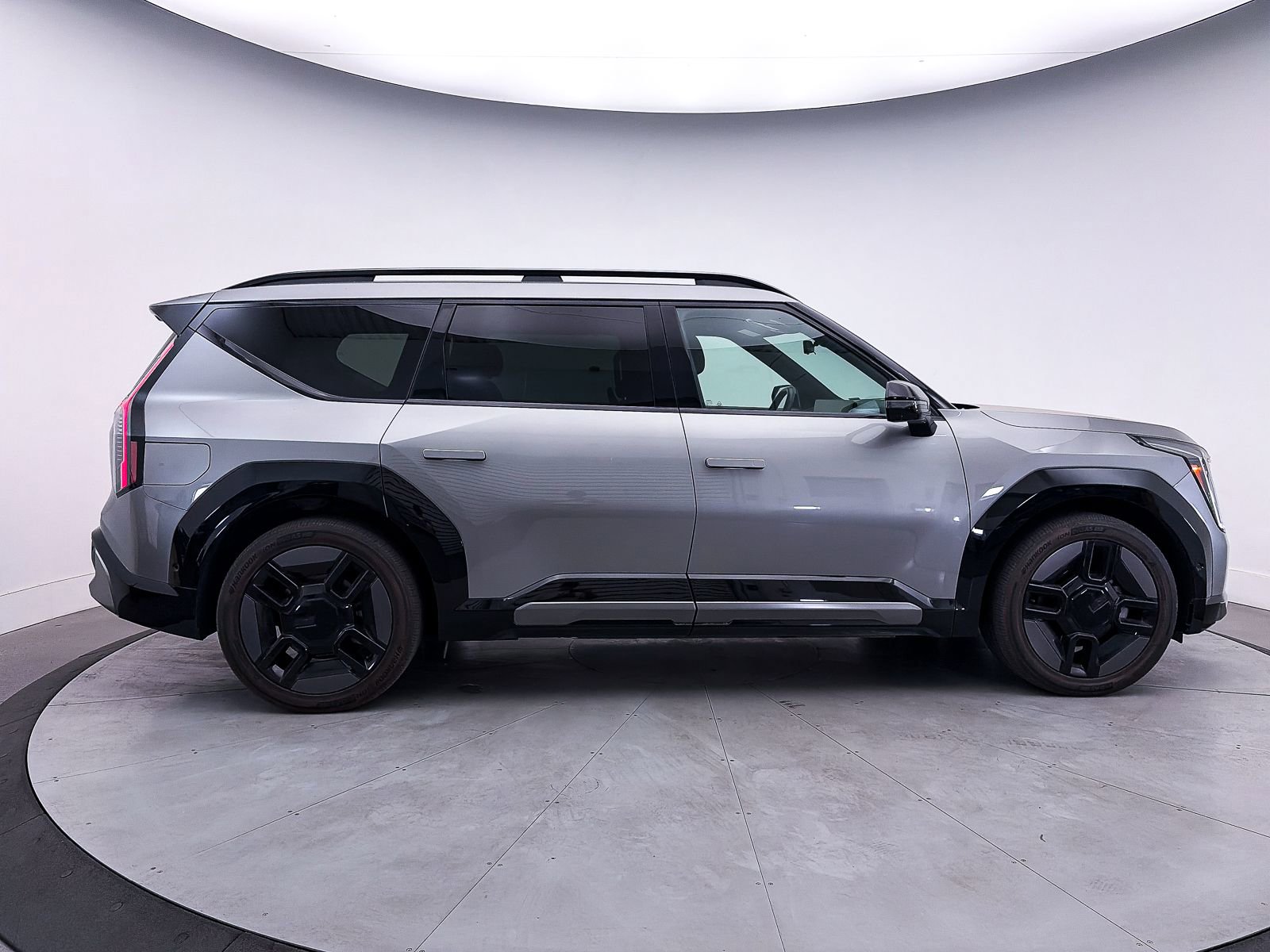 Used 2024 Kia EV9 GT-Line image 47