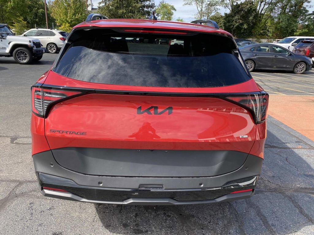 New 2026 Kia Sportage X-Line w/ X-Line Technology Package image 4