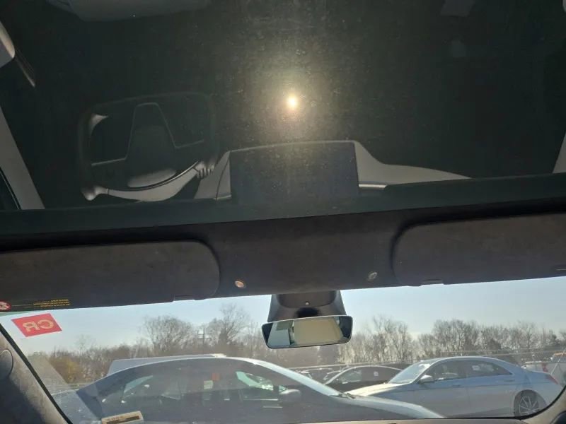 Used 2022 Tesla Model S Plaid image 9