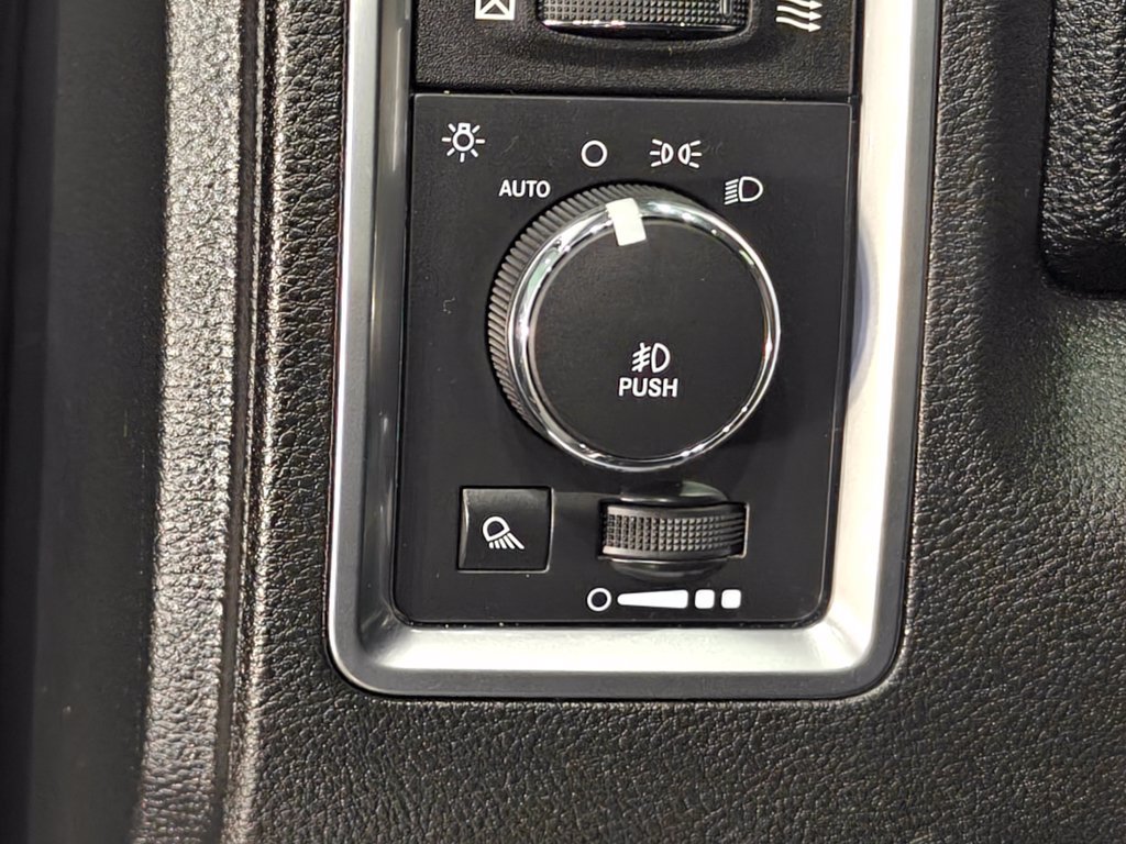 Used 2014 RAM 1500 Limited AWD/4WD image 50