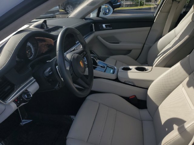 Used 2023 Porsche Panamera Turbo S Executive AWD/4WD image 22