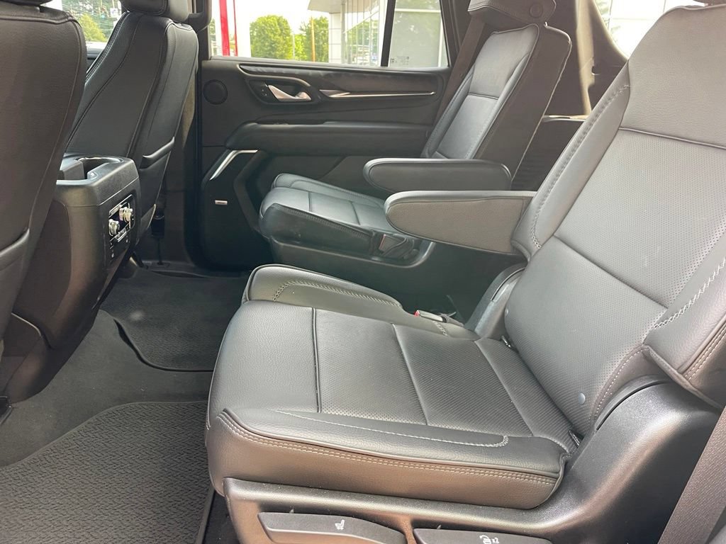 Used 2022 GMC Yukon Denali AWD/4WD image 7