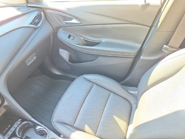 Certified 2023 Buick Encore GX Essence w/ Advanced Technology Package AWD/4WD image 15
