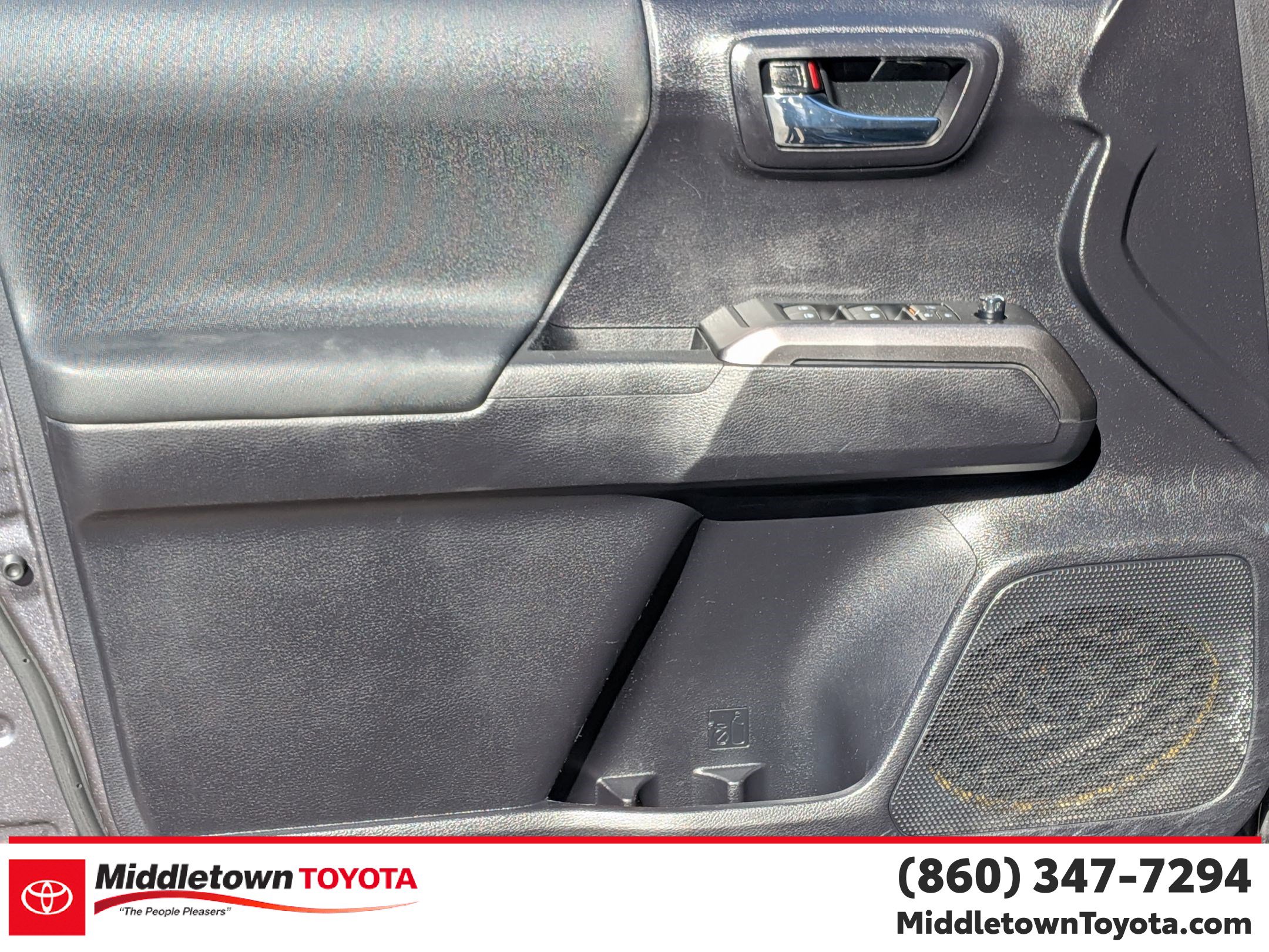 Certified 2019 Toyota Tacoma TRD Sport image 10