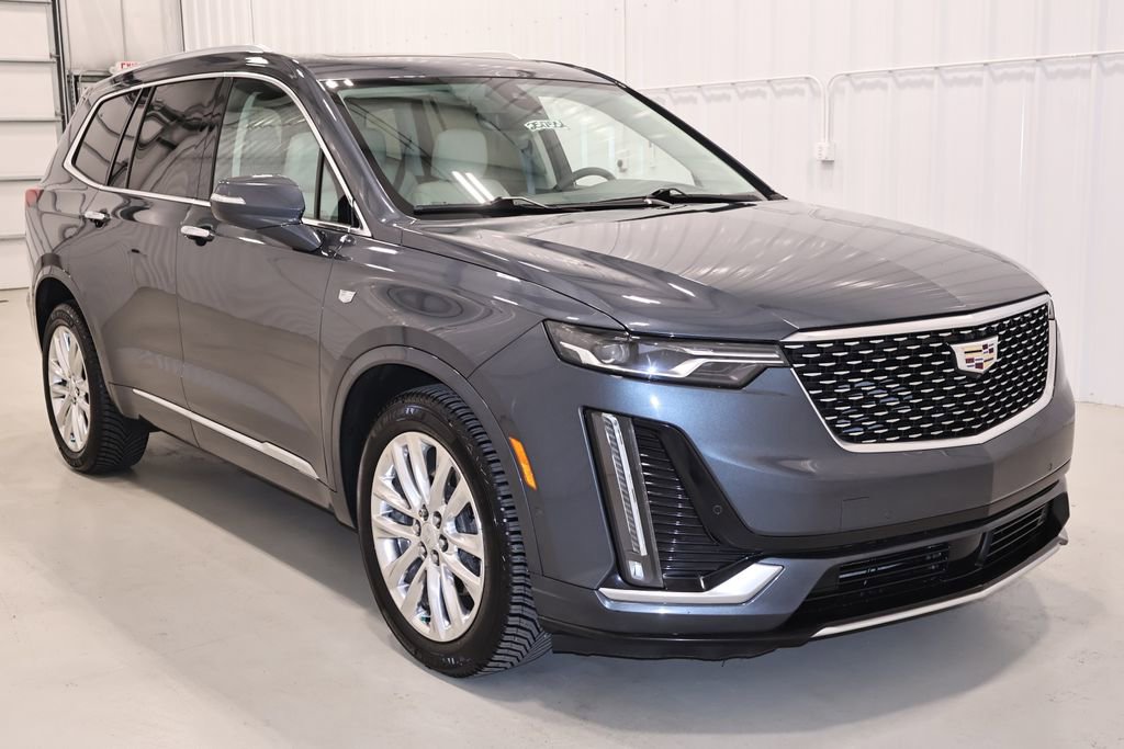 Used 2021 Cadillac XT6 Premium Luxury AWD/4WD image 4
