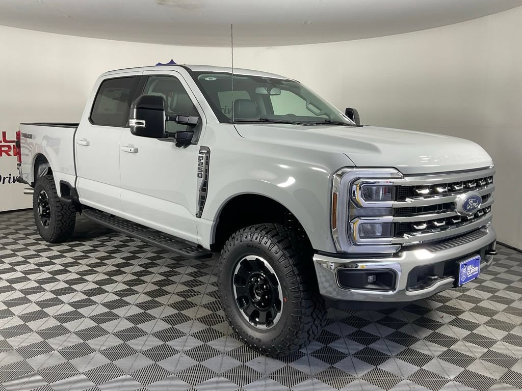 New 2026 Ford F250 Lariat w/ Tremor Off-Road Package