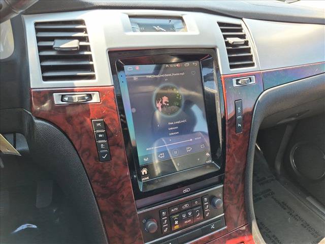 Used 2013 Cadillac Escalade ESV Premium AWD/4WD image 13