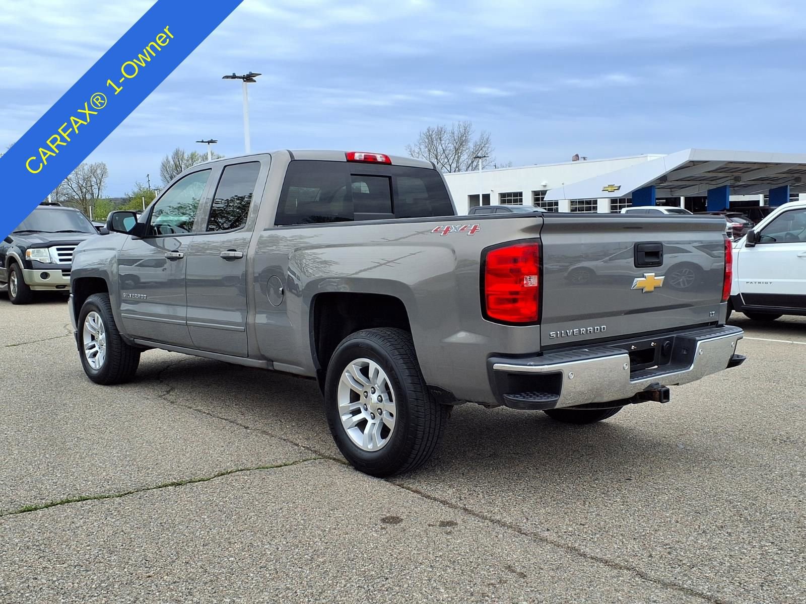 Used 2017 Chevrolet Silverado 1500 LT w/ All Star Edition AWD/4WD image 8