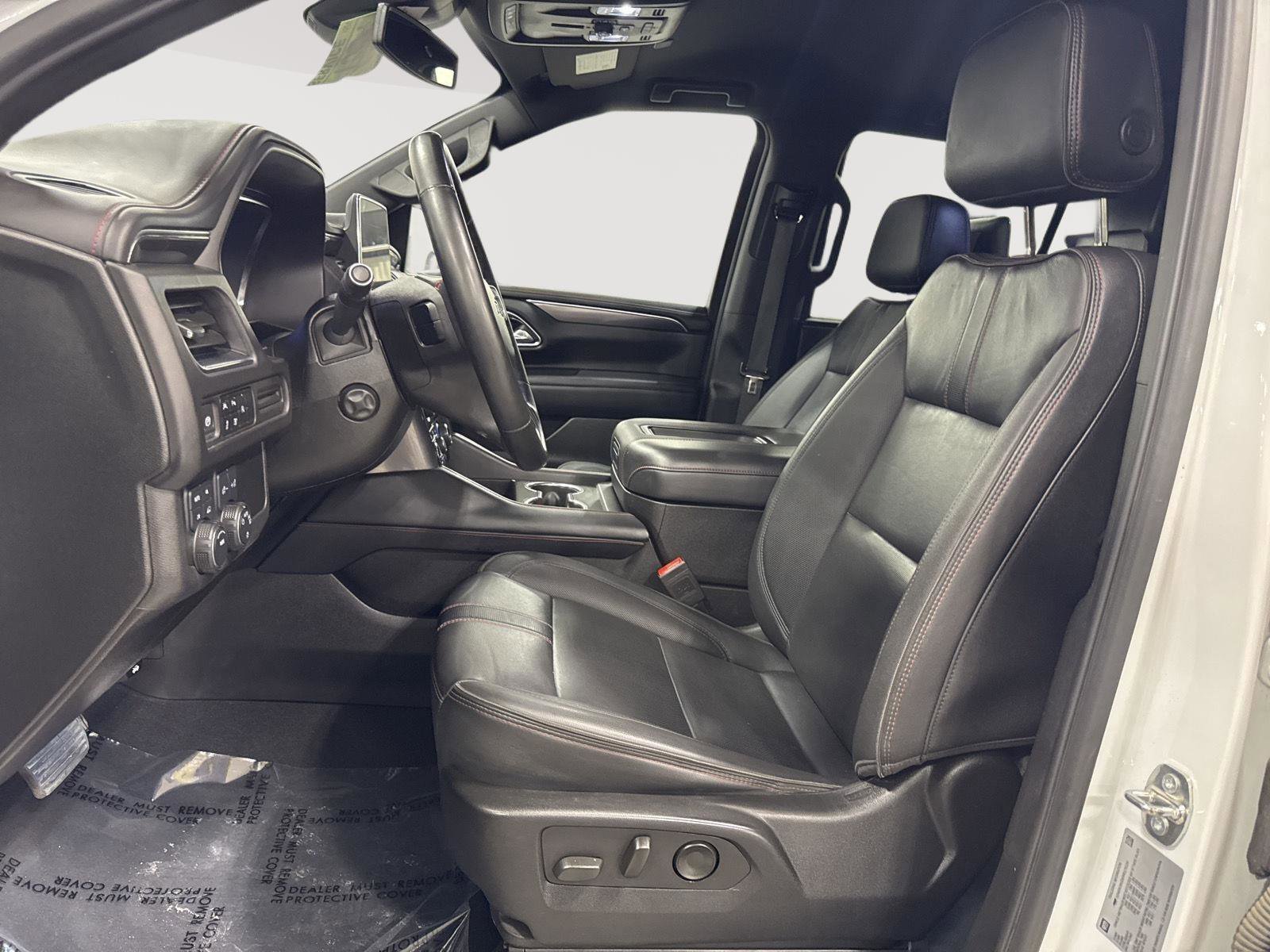 Used 2024 Chevrolet Tahoe RST w/ Luxury Package image 3