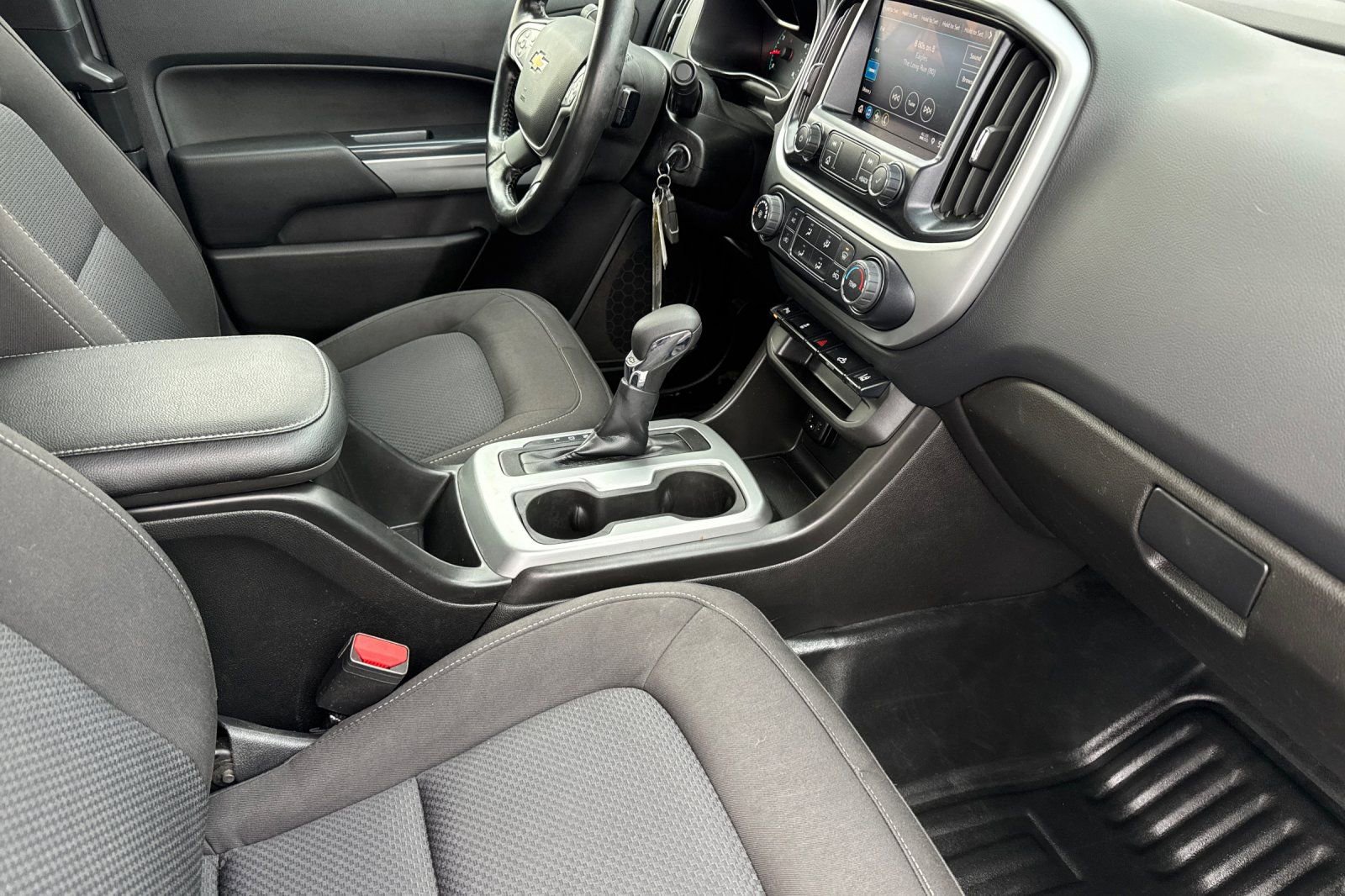 Used 2022 Chevrolet Colorado LT w/ Fleet Safety Package image 15