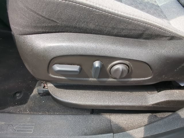 Used 2022 Chevrolet Equinox LS w/ LS Convenience Package FWD image 11