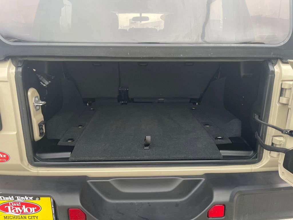 Used 2022 Jeep Wrangler Unlimited Sport image 43